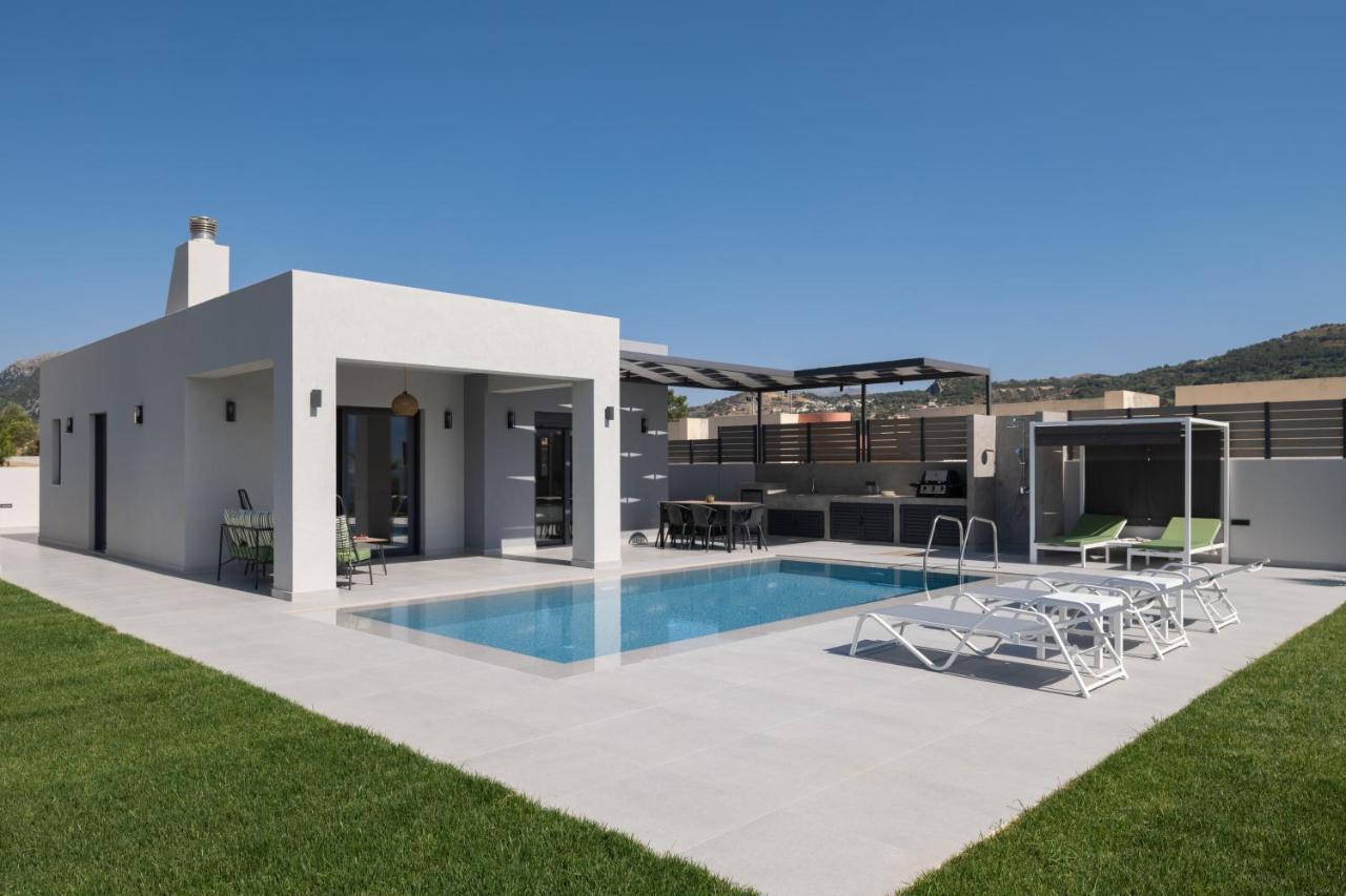 Eolides Villas , Quite Idyll Of Rural Bliss,By Thinkvilla Lambiní Exterior foto