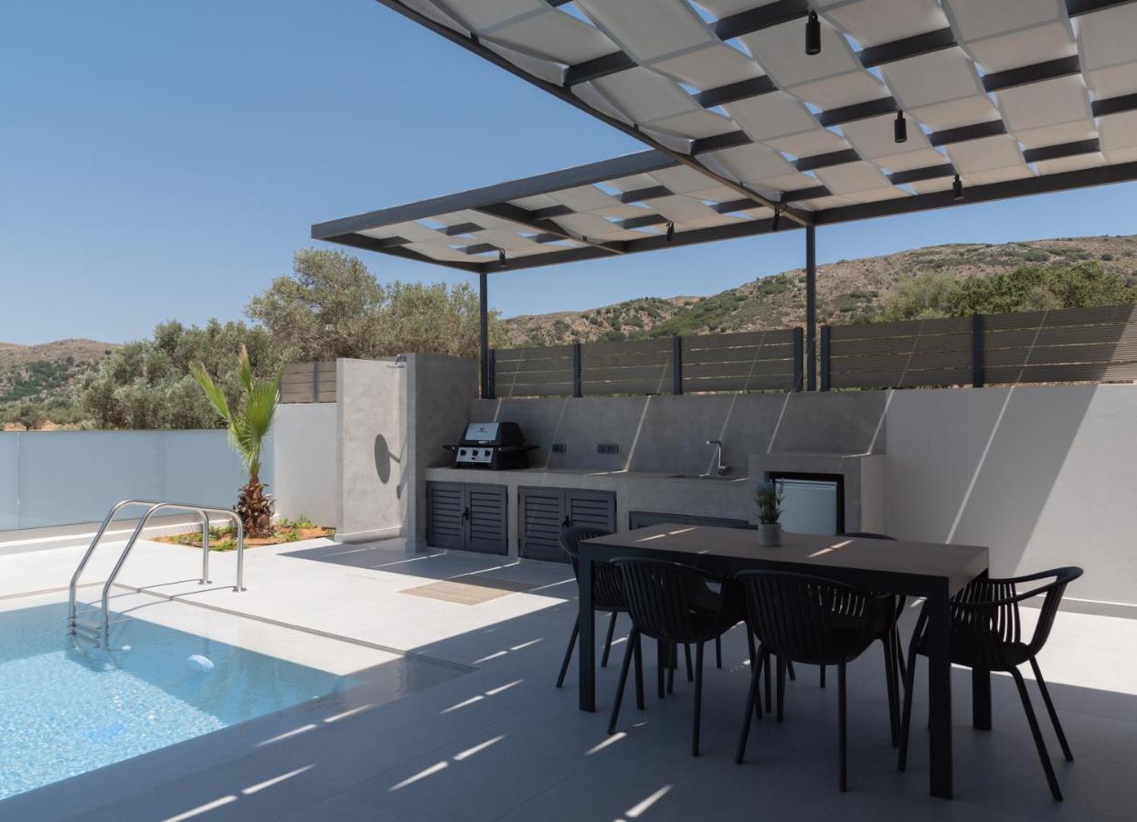Eolides Villas , Quite Idyll Of Rural Bliss,By Thinkvilla Lambiní Exterior foto