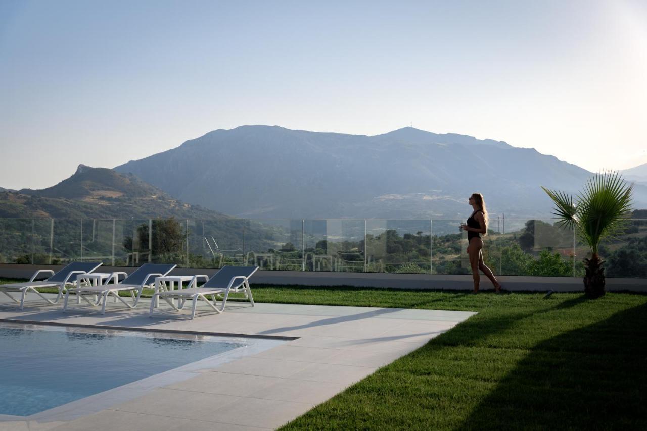 Eolides Villas , Quite Idyll Of Rural Bliss,By Thinkvilla Lambiní Exterior foto